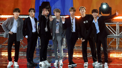 (VOSTFR) The Late Late Show with James Corden & The Tonight Show Starring Jimmy Fallon MAKING